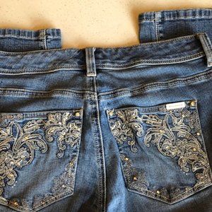 White Black Boot Leg Jeans Size 2R Embellished